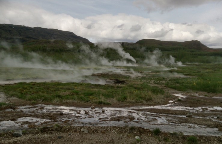 Steaming ground