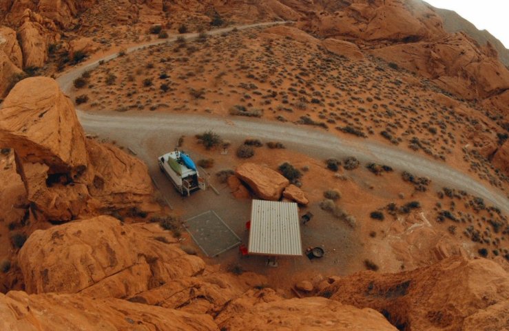 08-31 1930 Valley of fire camp from above
