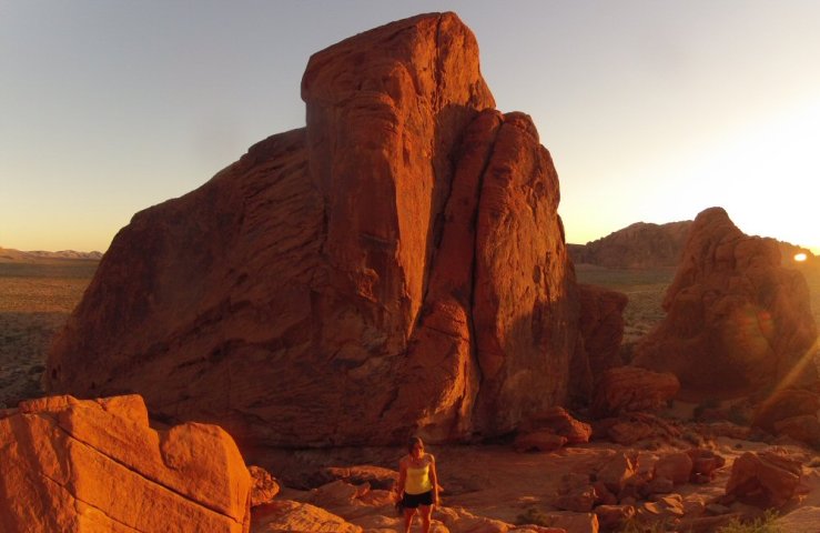 09-01 0630 Valley of Fire dawn Rose