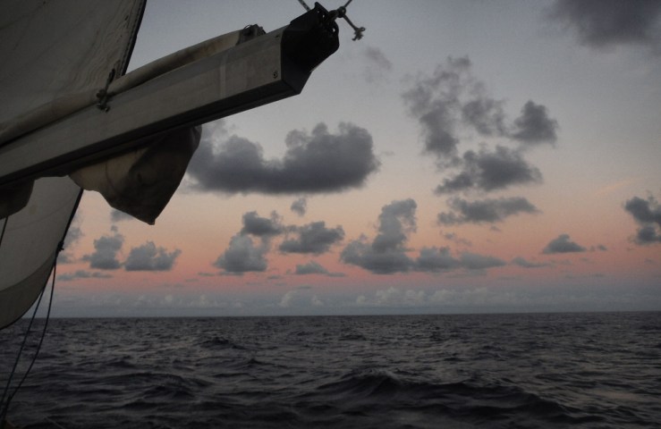 2015 04 15 0700 Dawn clouds